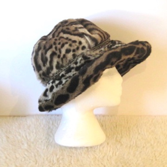 Vintage 1960's Genuine Leopard Print Fur Hat - Picture 1 of 7
